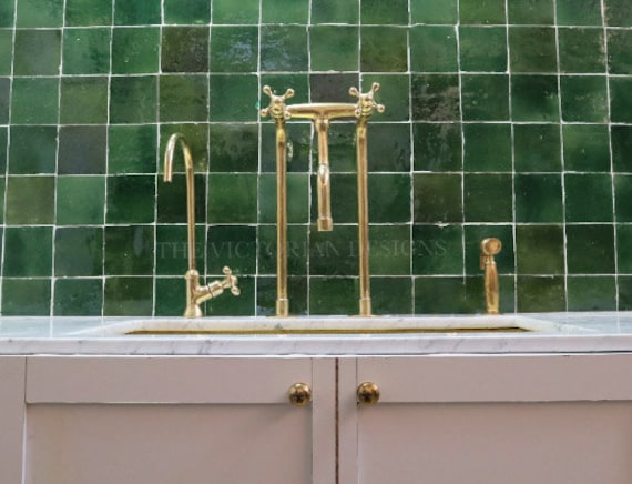 THE DOWNWARD SPOUT LONG LEGS KITCHEN FAUCET - Triazadesigns