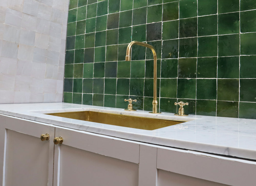 DECK MOUNTED 3 HOLES COUNTERTOP FAUCET - Triazadesigns