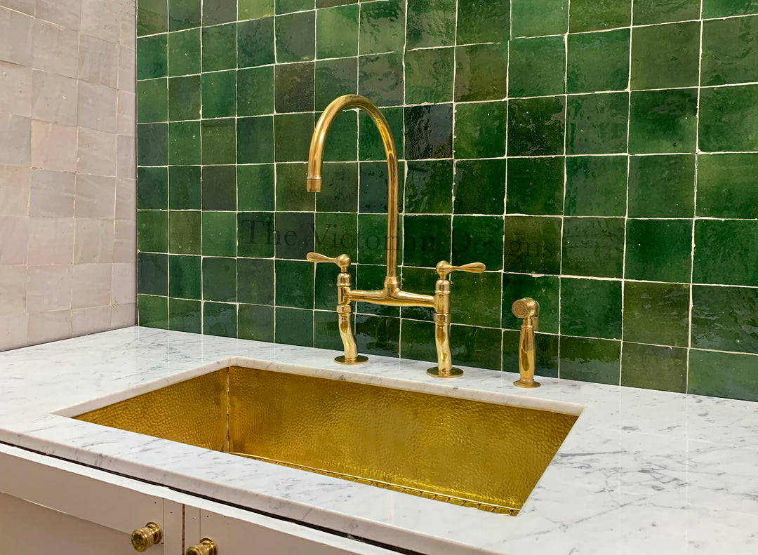 UNLACQUERED BRASS CURVED LEGS BRIDGE FAUCET - Triazadesigns
