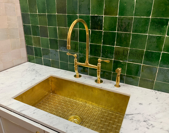 UNLACQUERED BRASS CURVED LEGS BRIDGE FAUCET - Triazadesigns