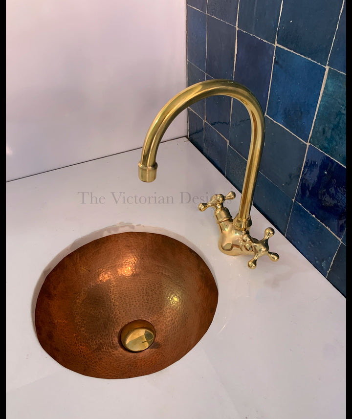 SINGLE HOLE UNLACQUERED BRASS GOOSENECK FAUCET - Triazadesigns