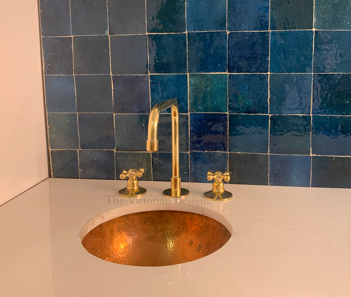 DECK MOUNTED 3 HOLES COUNTERTOP FAUCET - Triazadesigns