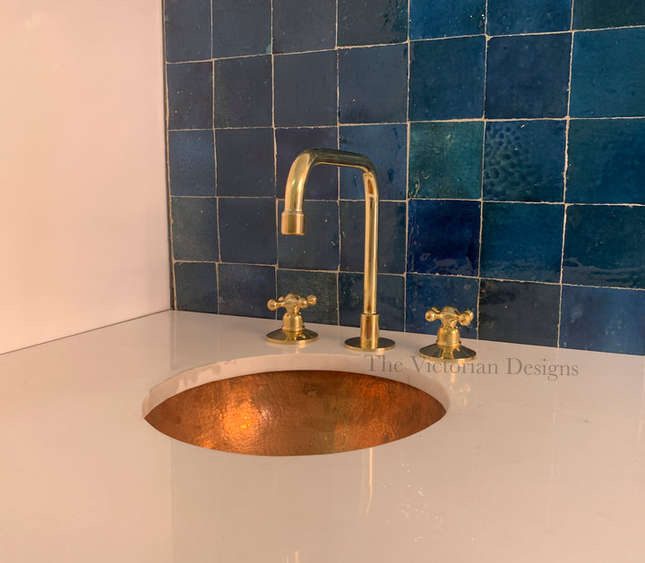 DECK MOUNTED 3 HOLES COUNTERTOP FAUCET - Triazadesigns
