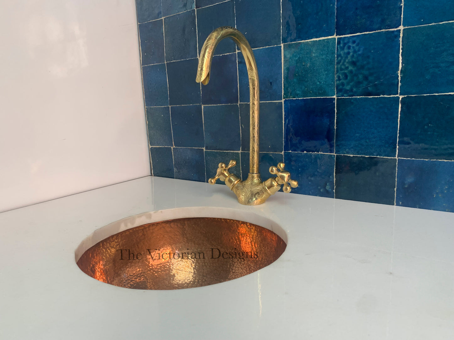 SINGLE HOLE UNLACQUERED BRASS GOOSENECK FAUCET - Triazadesigns