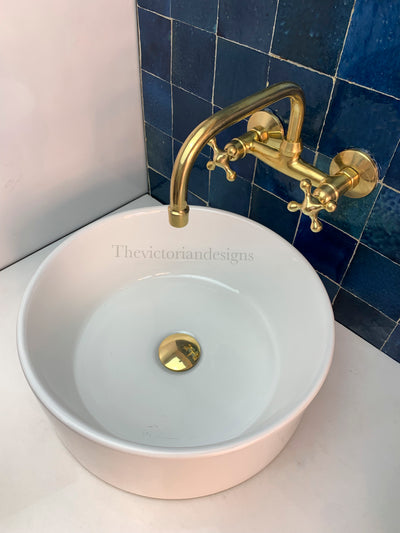 WALL MOUNTED UNLACQUERED BRASS FAUCET - Triazadesigns