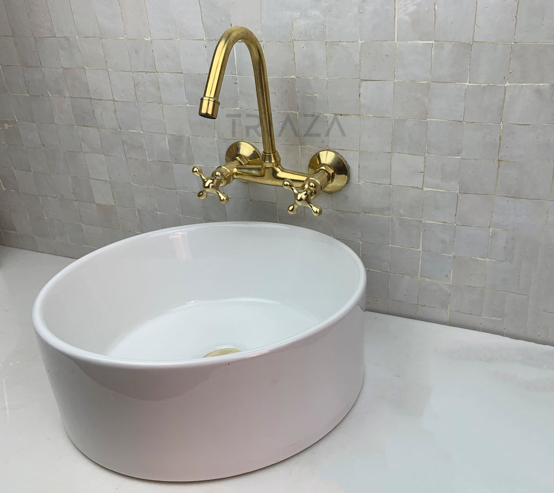 WALL MOUNTED UNLACQUERED BRASS FAUCET - Triazadesigns