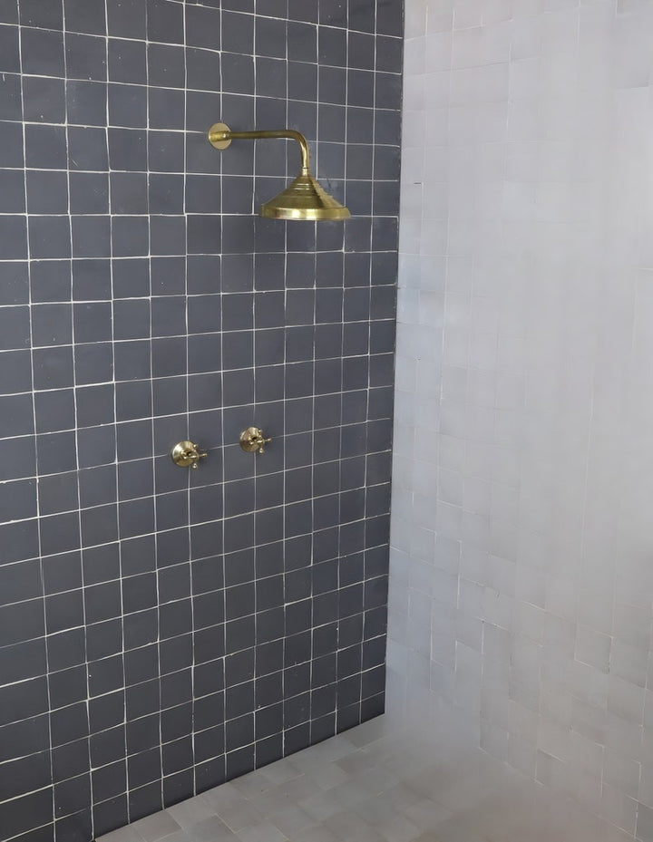 Unlacquered Brass Solid Brass Shower Head With Simple Arm - Triazadesigns
